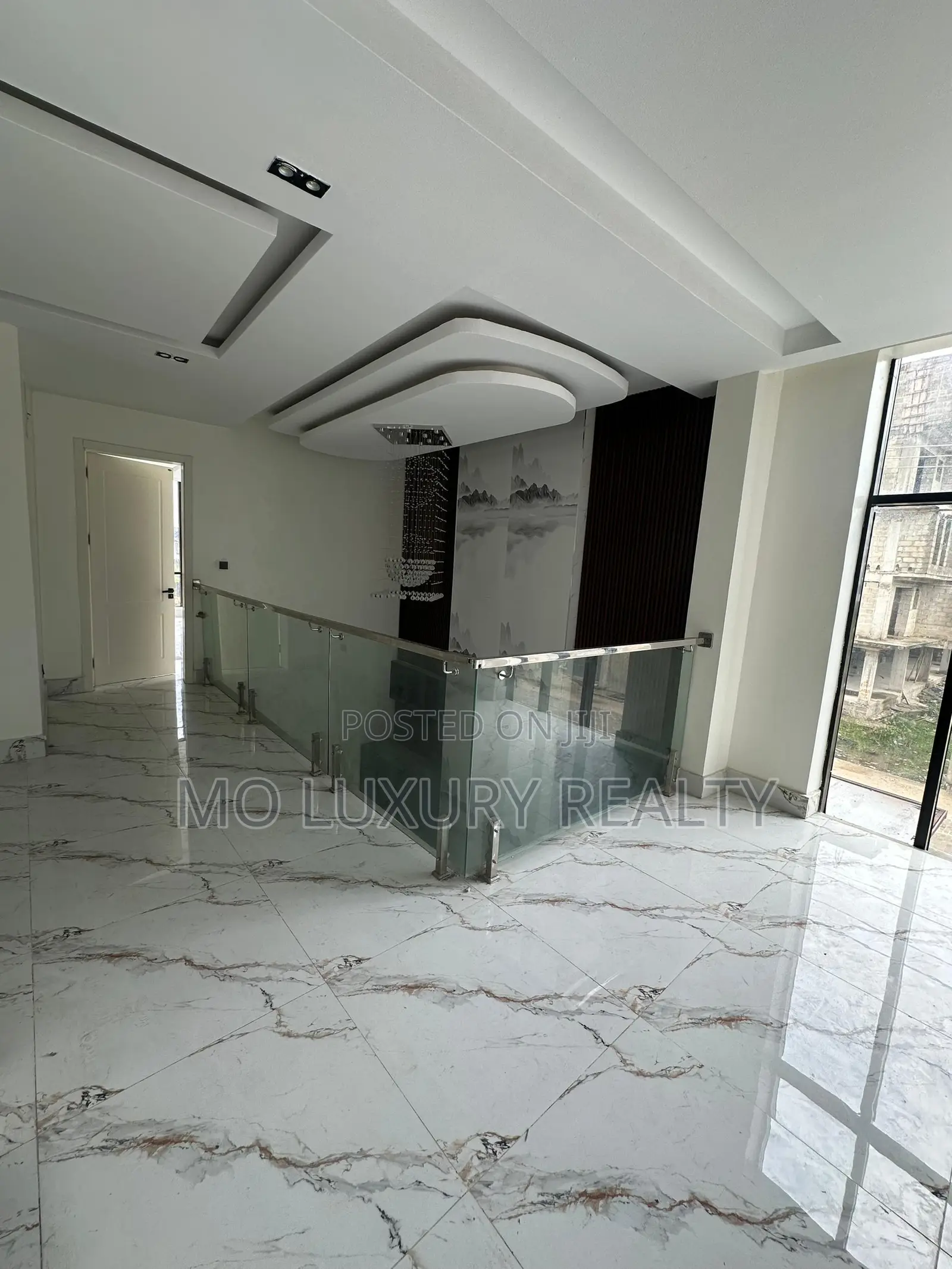 5bdrm Duplex in Lekki Phase 1 for sale in Lekki Phase 1