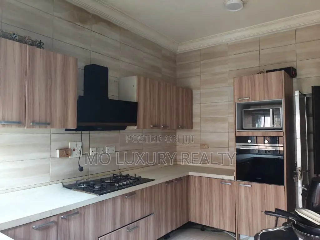 4bdrm Duplex in Ikate-Elegushi for sale in Ikate-Elegushi