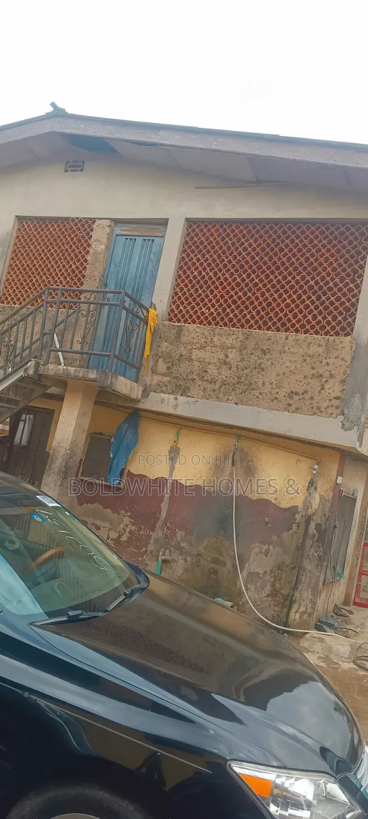 A Storey Building On Full Plot Of Land in Oke-Ira / Ogba