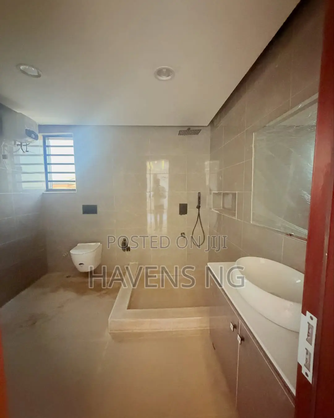 4bdrm Duplex in Sabo Yaba for sale in Sabo / Yaba