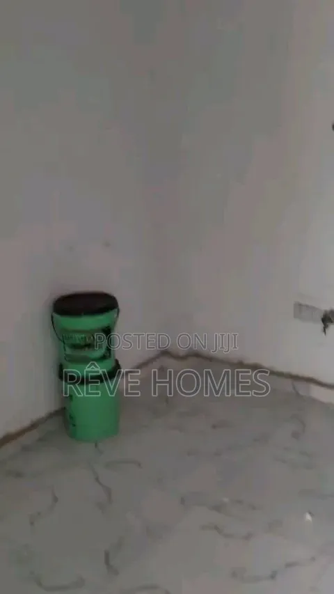 Furnished 2bdrm Block of Flats in Alagomeji for rent in Alagomeji