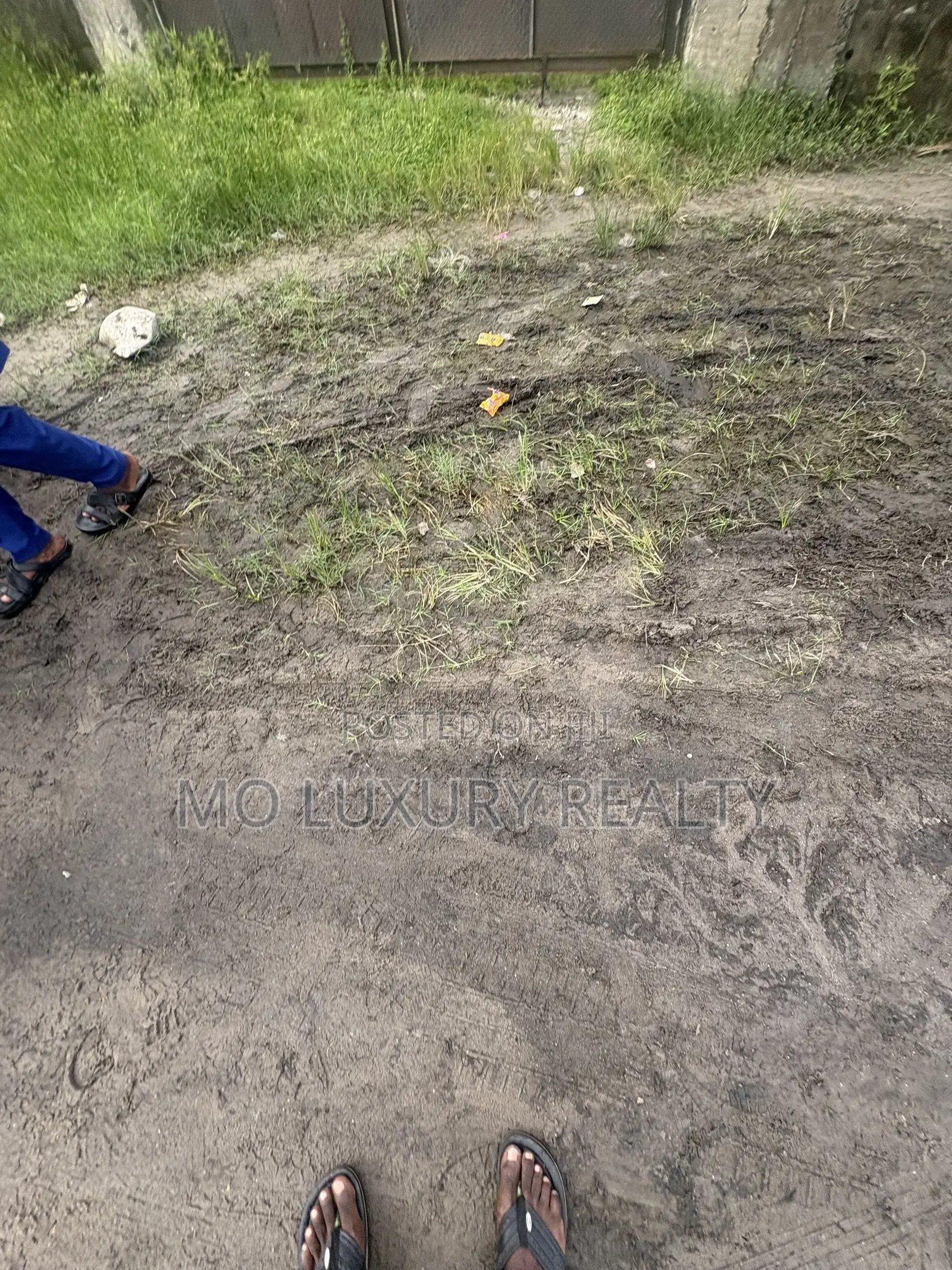 1,339 SQM Land for Sale 2 Ways Street. 2 Plots in Ibeju