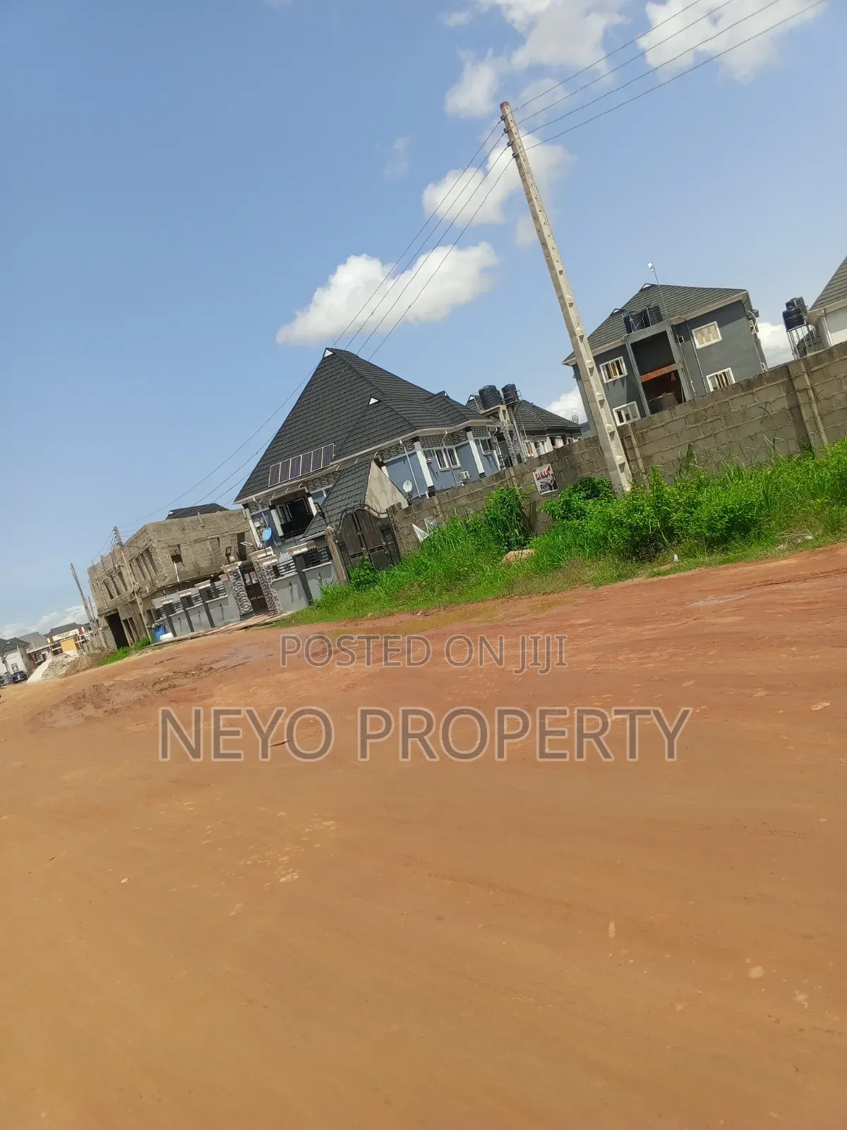 3bdrm Bungalow in Greenleaf Estate, Ebute for sale in Ebute
