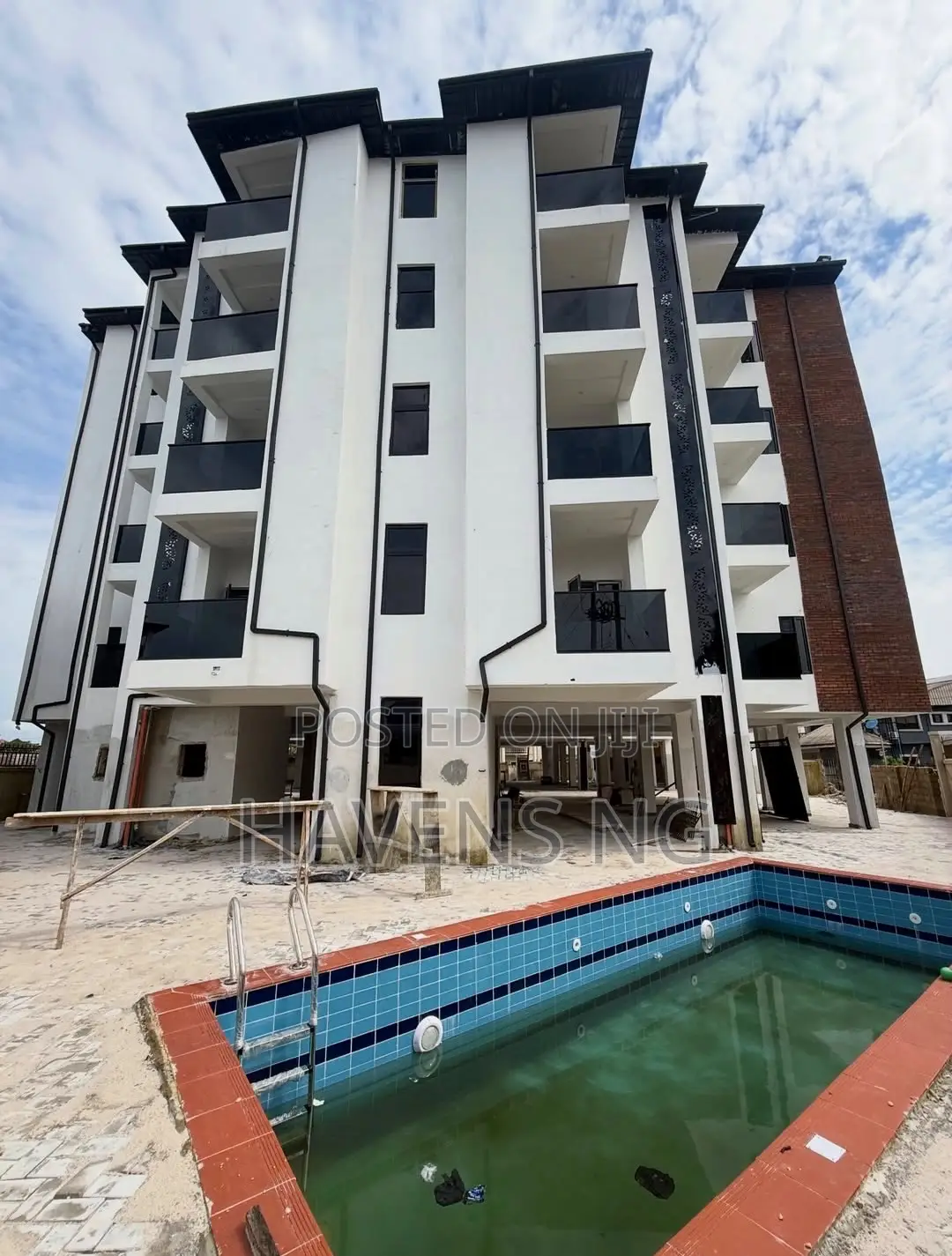 2bdrm Apartment in GRA Phase 1 / Port-Harcourt for sale in GRA Phase 1 / Port-Harcourt