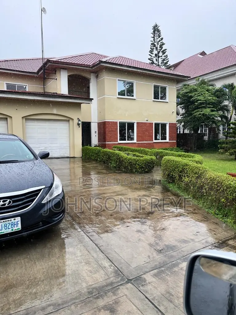 5bdrm Duplex in Nicon Town Estate, Lekki Phase 1 for sale in Lekki Phase 1