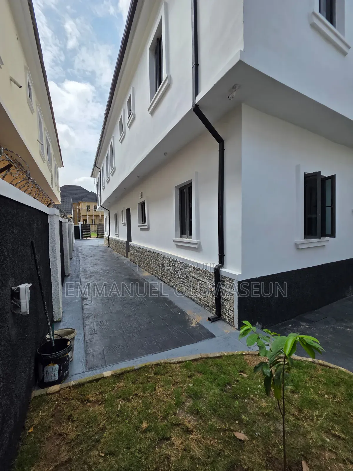 4bdrm House in Apo Resettlement for sale in Apo Resettlement