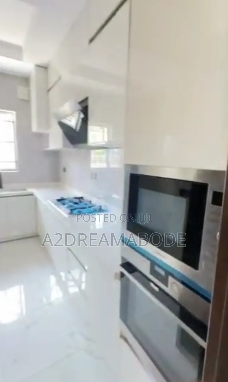 4bdrm Duplex in Ikeja Gra for sale in Ikeja GRA