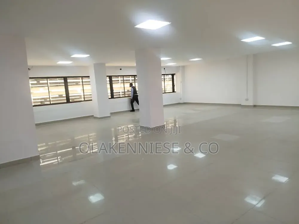 An Open Space on About 163 180sqm at 2nd 5th Floor in Idowu Taylor