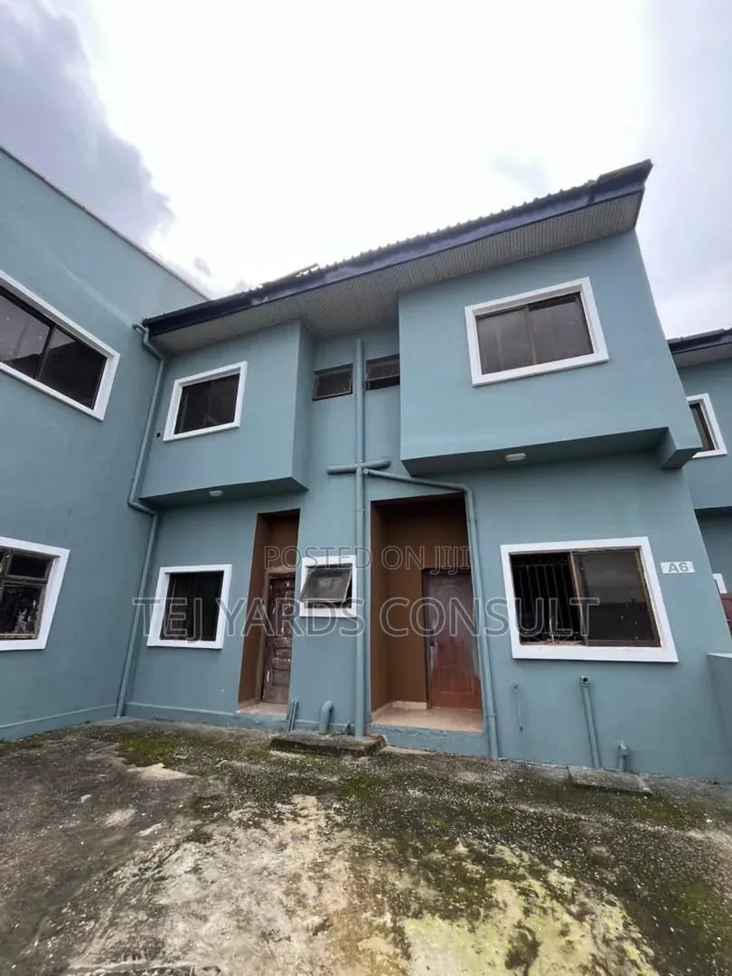 5bdrm House in Fhmb Residential for sale in Alagbado