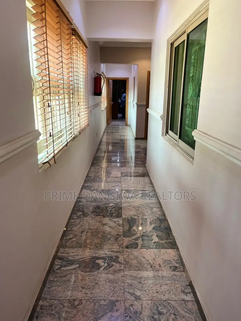 Furnished 3bdrm Duplex in Villa, Asokoro for rent in Asokoro