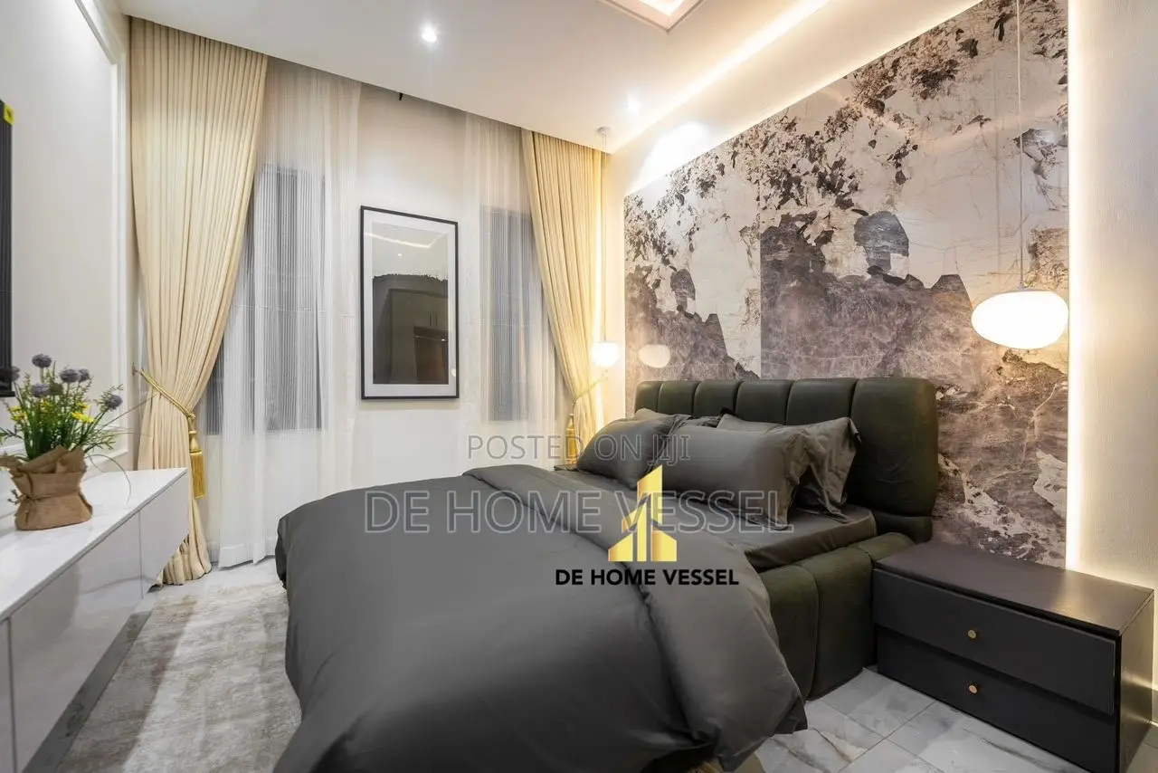 Furnished 1bdrm Apartment in Lekki Phase 1 for sale in Lekki Phase 1