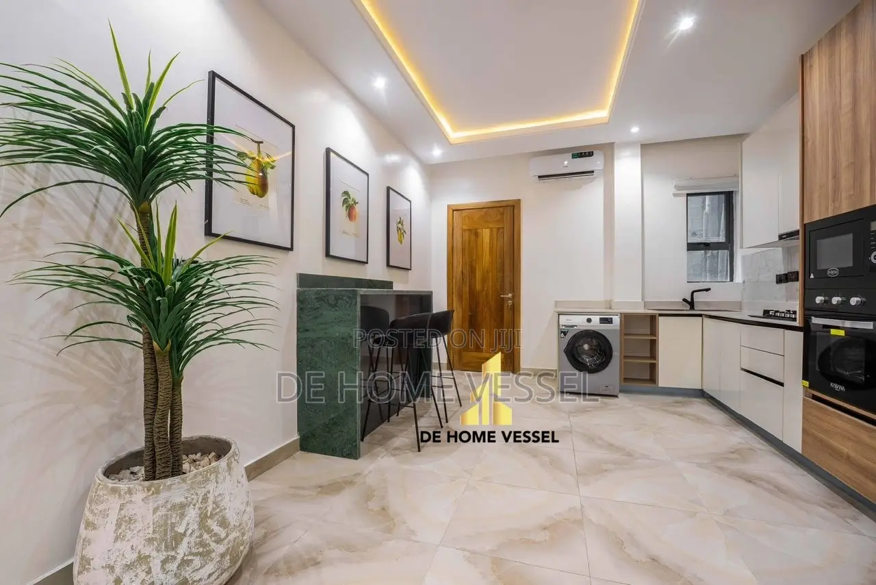 Furnished 2bdrm Maisonette in Lekki Phase 1 for sale in Lekki Phase 1