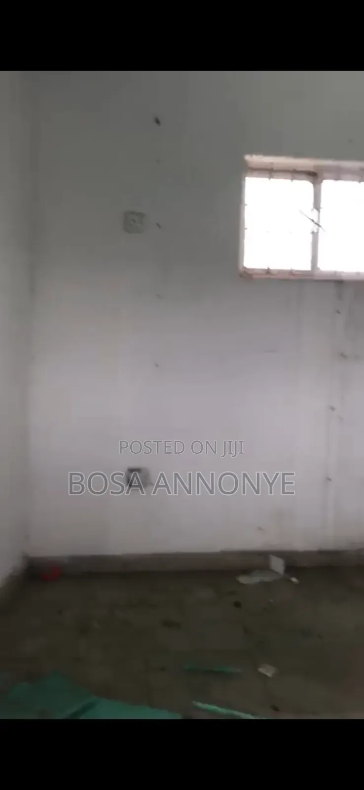 Standard Shop in Ado / Ajah