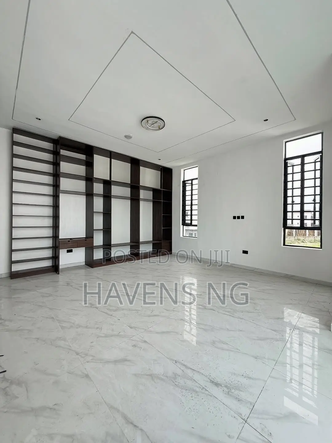4bdrm Duplex in Lekki Phase 2 for sale in Lekki Phase 2