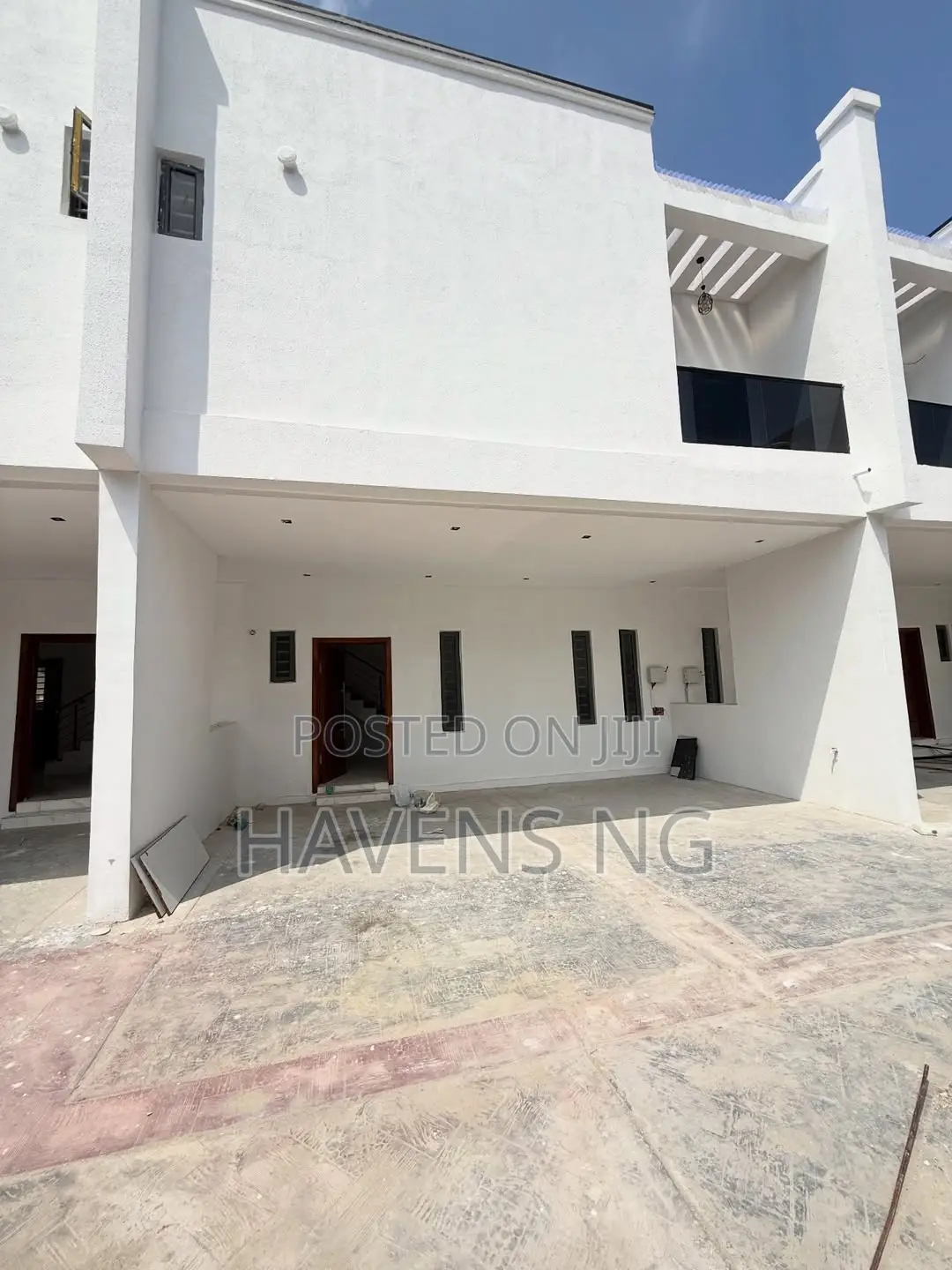 3bdrm Duplex in Lekki Phase 2 for sale in Lekki Phase 2