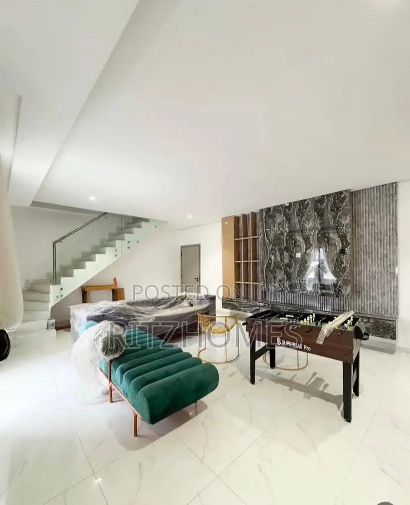 Furnished 2bdrm Apartment in Lekki Phase 1 for rent in Lekki Phase 1