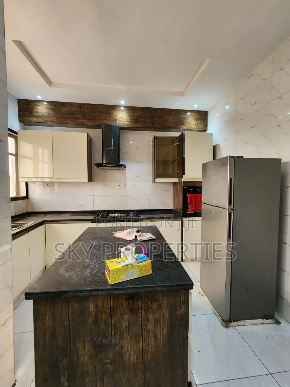 3bdrm Apartment in Furo Ezimora, Lekki Phase 1 for rent in Lekki Phase 1
