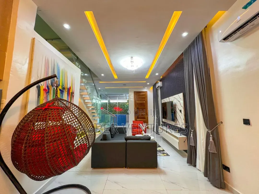 Furnished 4bdrm Duplex in Lekki Phase 2 for rent in Lekki Phase 2