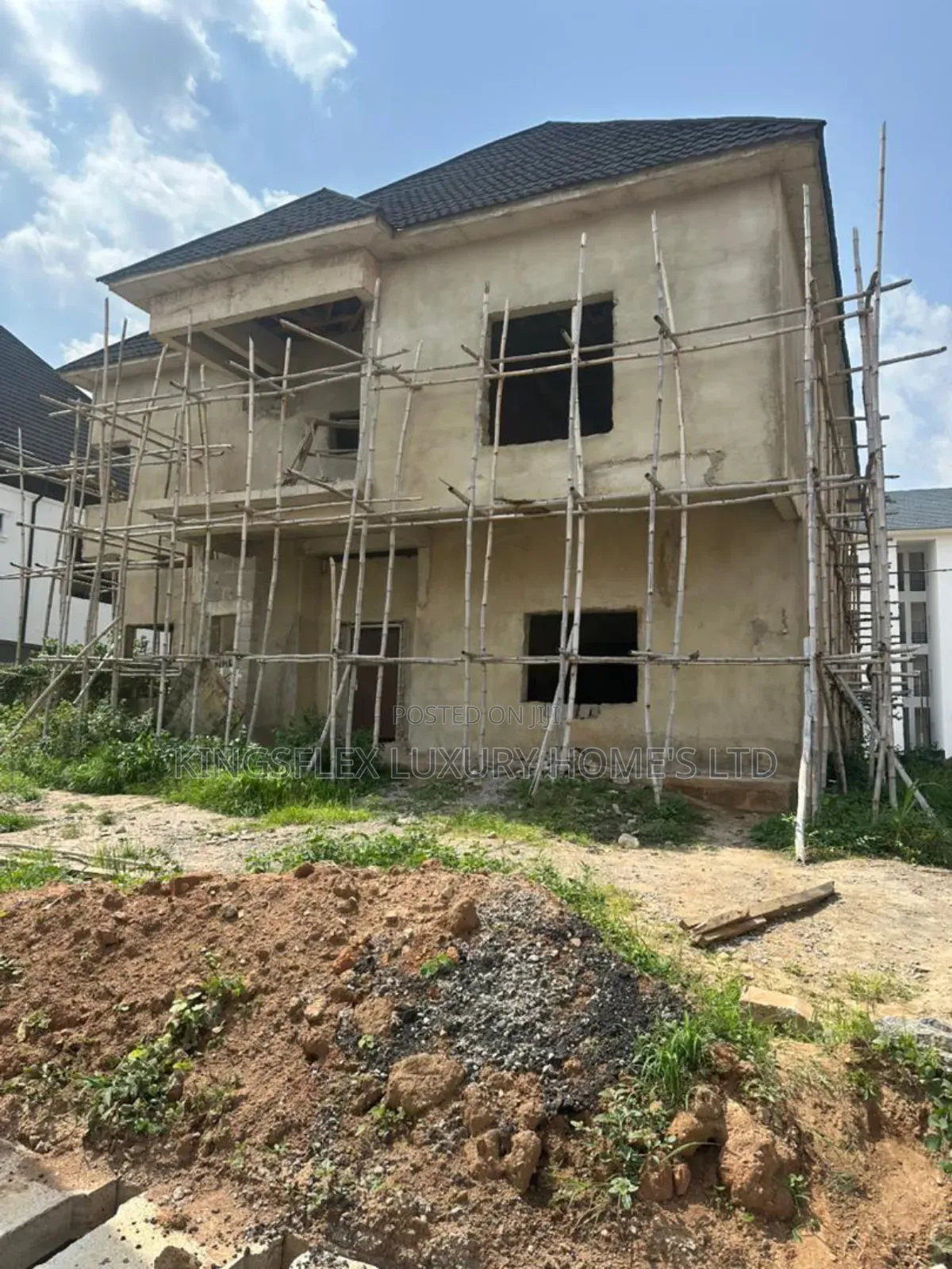5bdrm Duplex in Admiralty Estate for sale in Asokoro