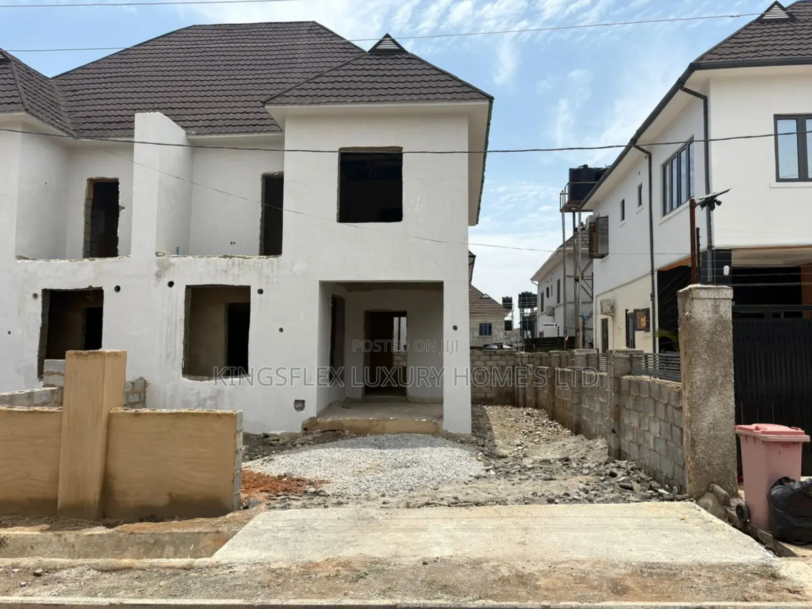 5bdrm Duplex in Admiralty Estate for sale in Asokoro