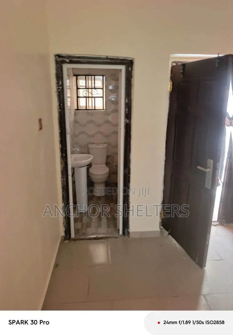 2bdrm Block of Flats in Aco Estate, Sabon Lugbe for rent in Sabon Lugbe