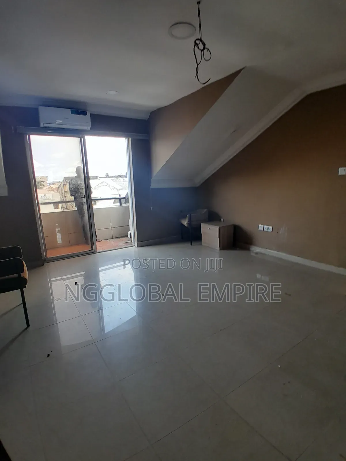 4bdrm Duplex in Lekki Phase 1 for rent in Lekki Phase 1