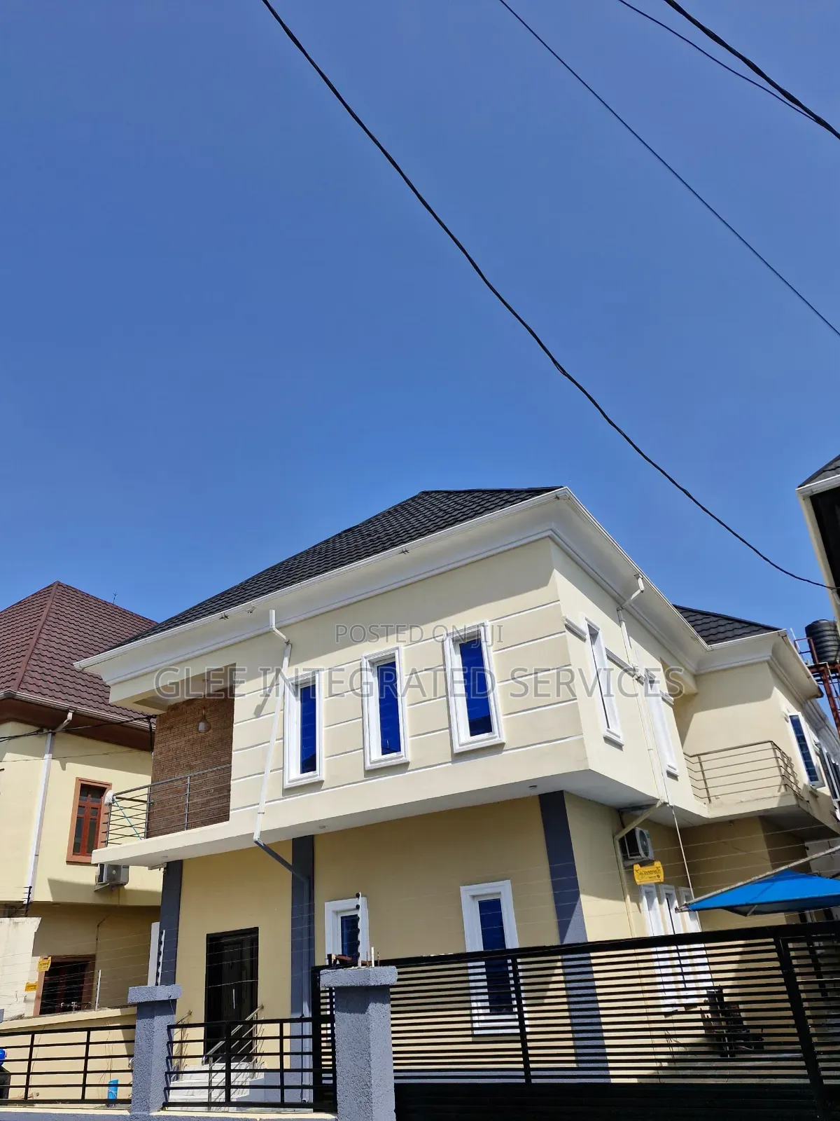 4bdrm Duplex in Ikota Vill Estate for sale in Ikota