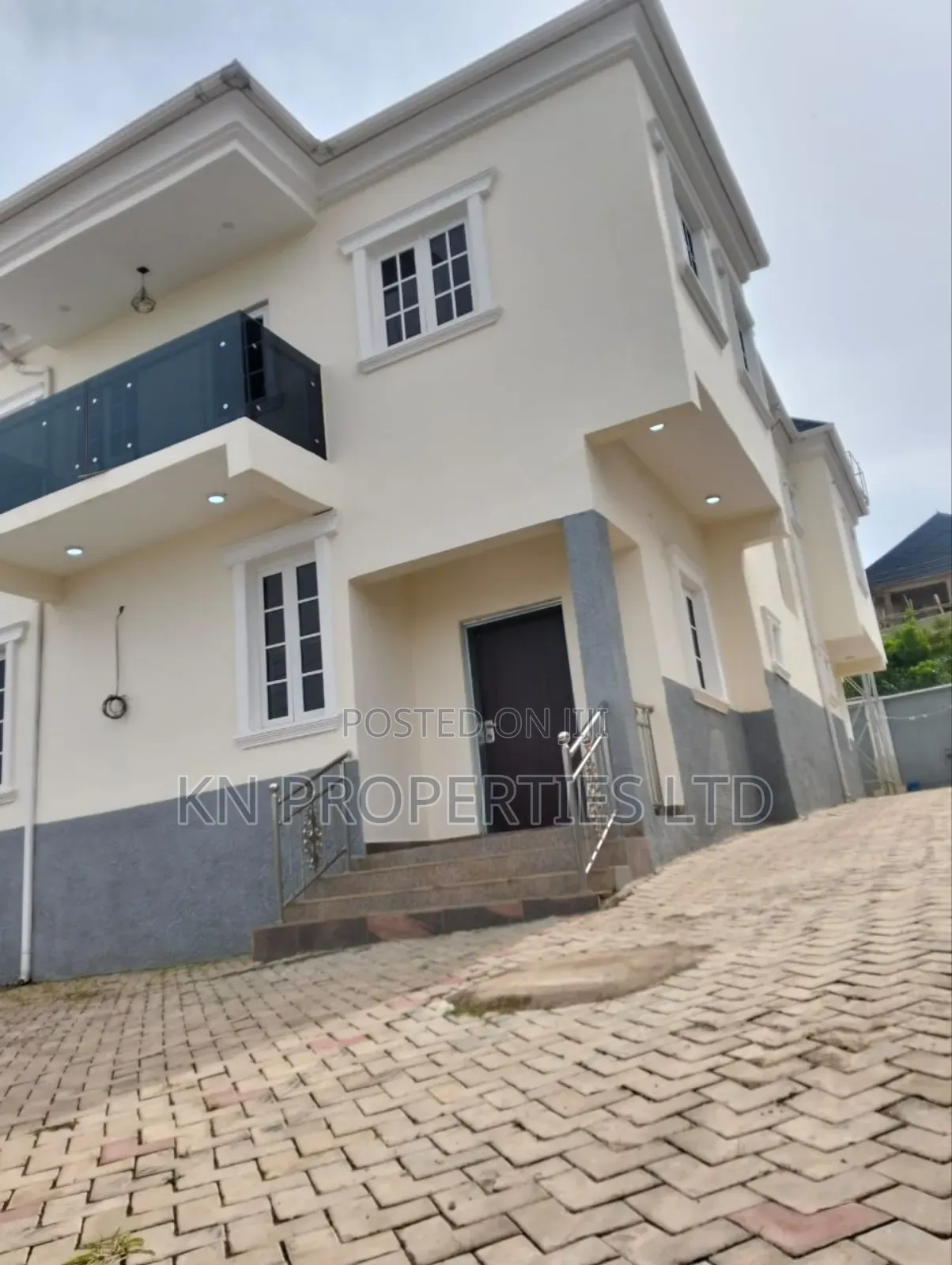 4bdrm Duplex in Estate, Asokoro for rent in Asokoro