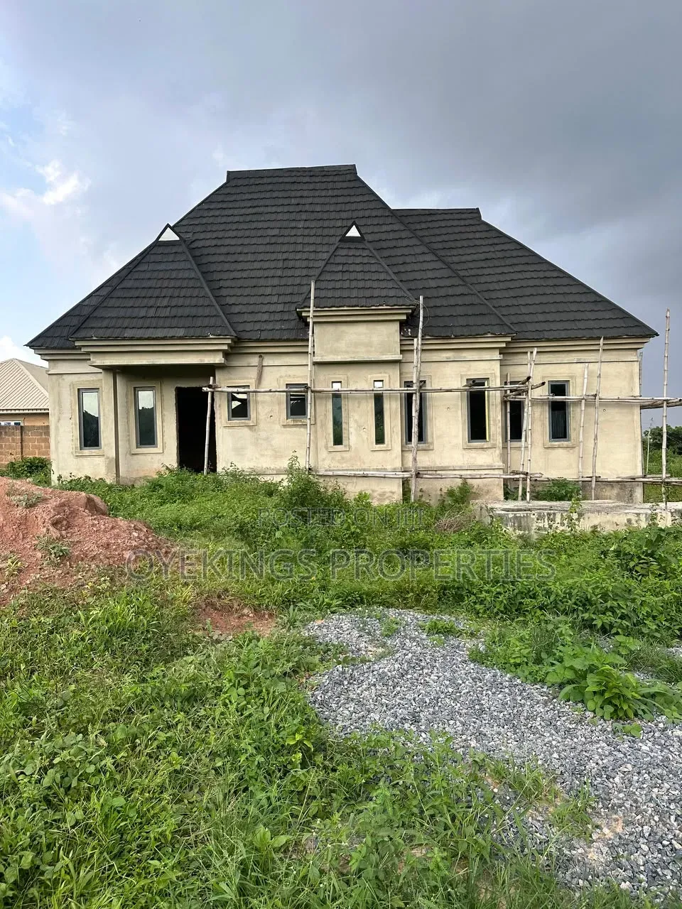 3bdrm Bungalow in Mogana, Oluyole for sale in Oluyole