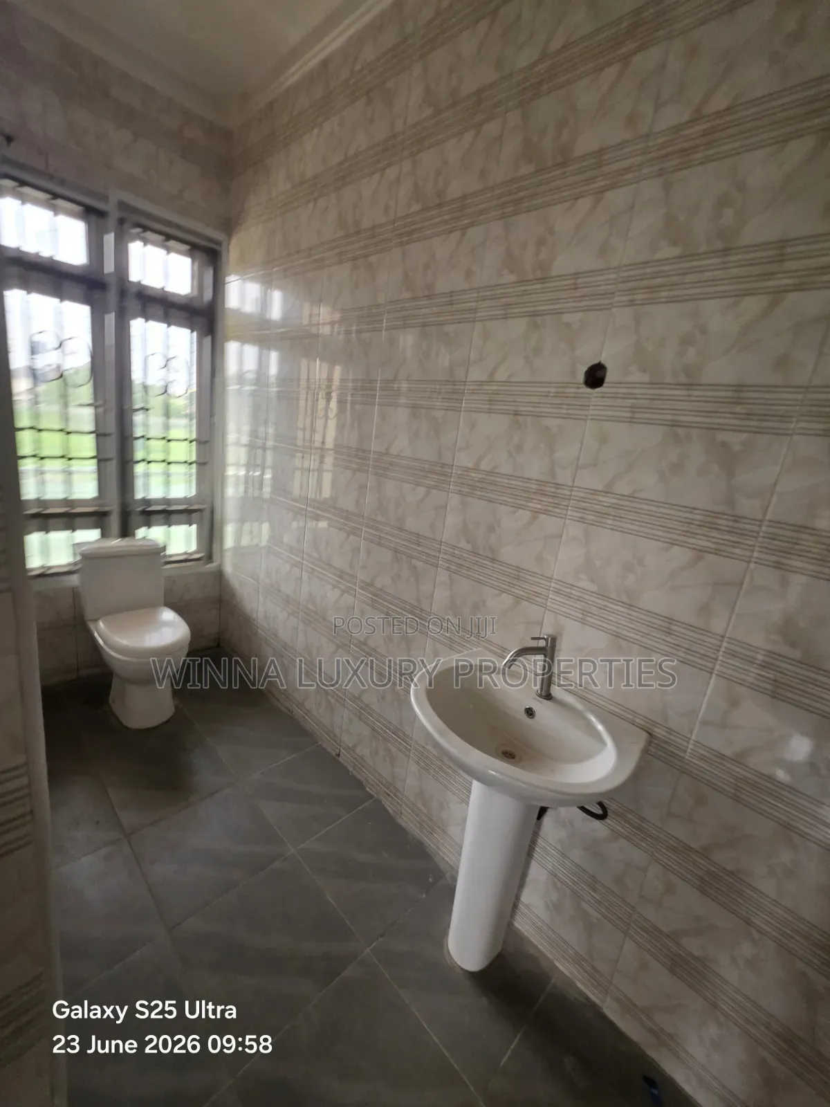 4bdrm Duplex in River Park Estate, Lugbe District for rent in Lugbe District