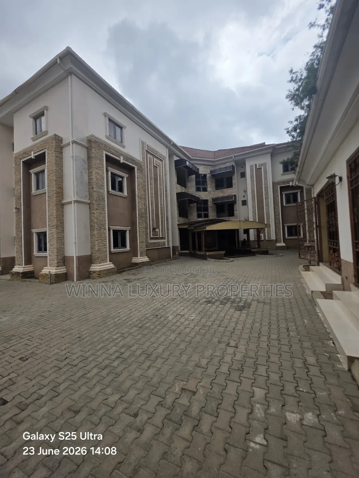 20bdrm Apartment in Guzape for rent in Guzape District