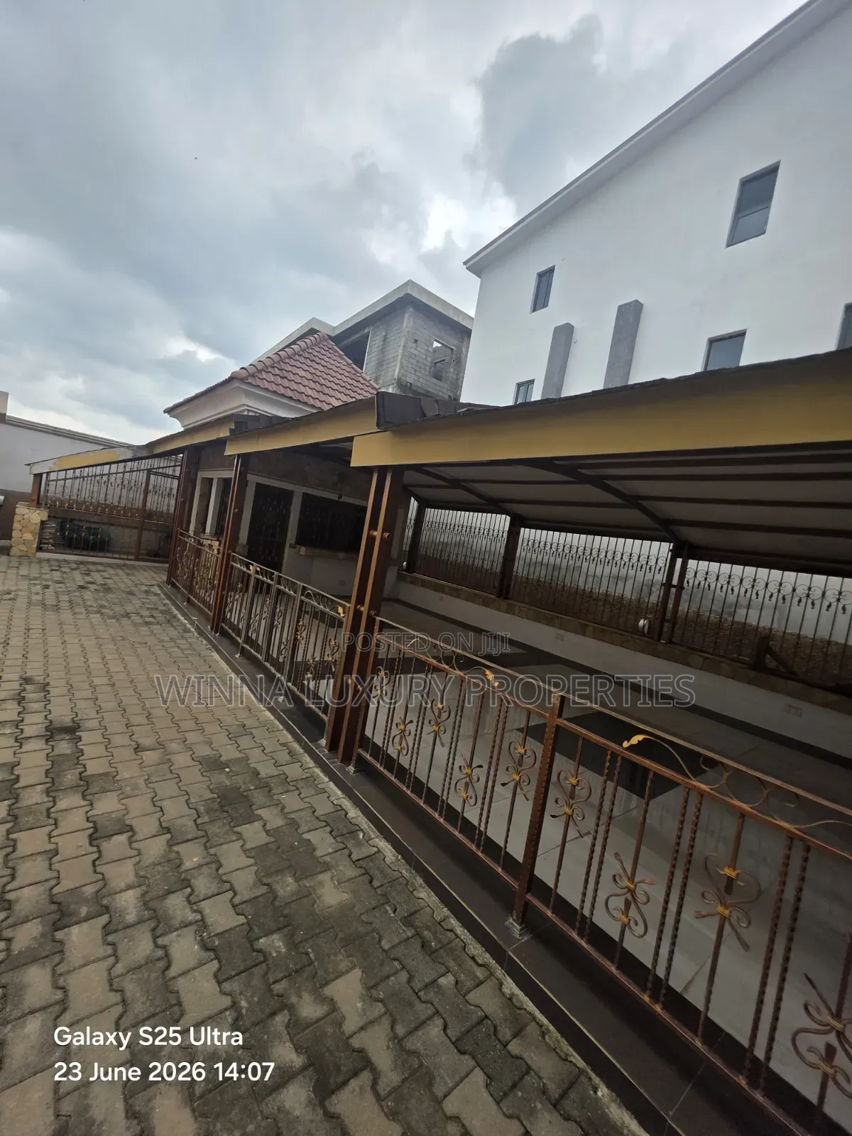 20bdrm Apartment in Guzape for rent in Guzape District