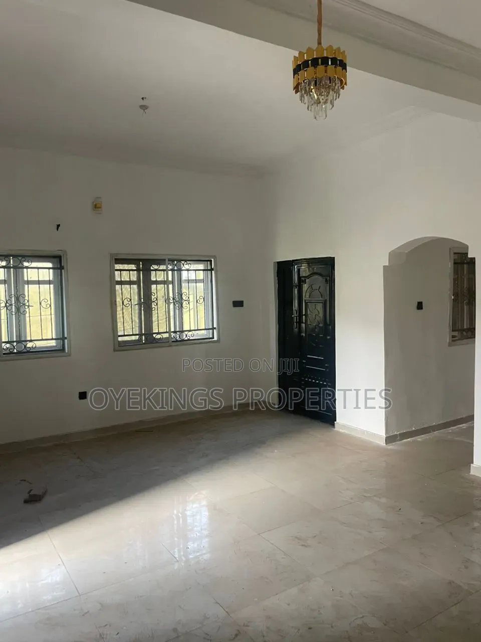 2bdrm Block of Flats in Ajanla, Nnpc, Oluyole for rent in Oluyole