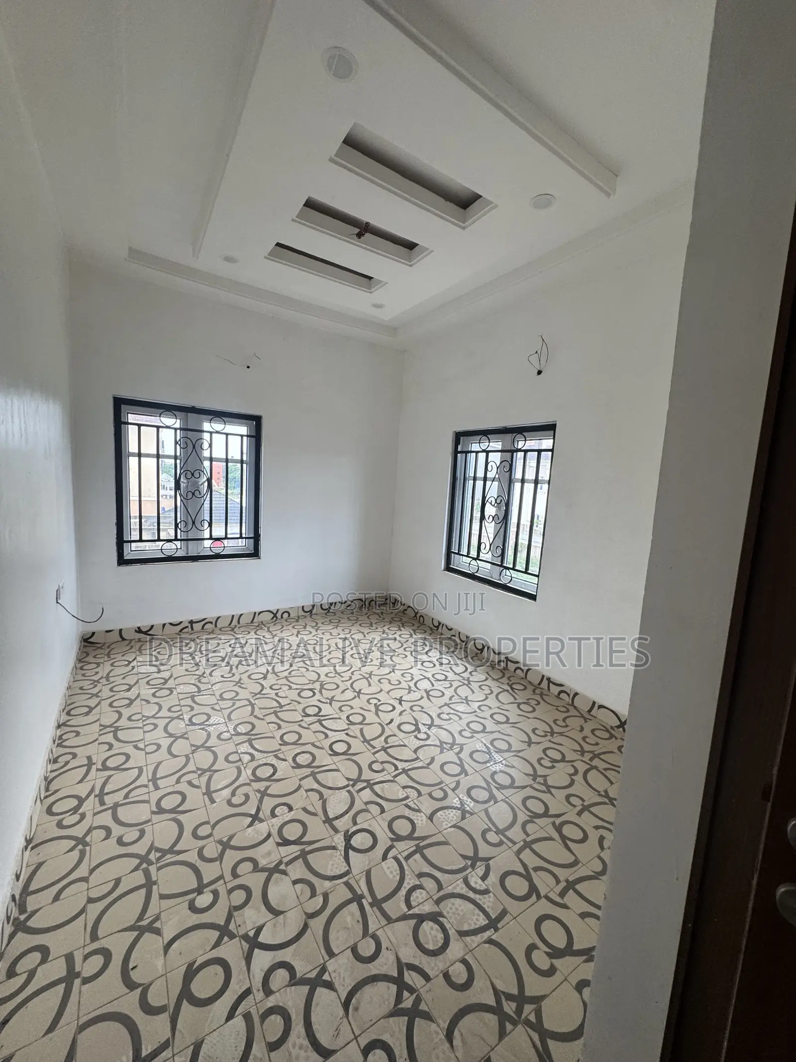 4bdrm Duplex in Life Camp for sale in Life Camp
