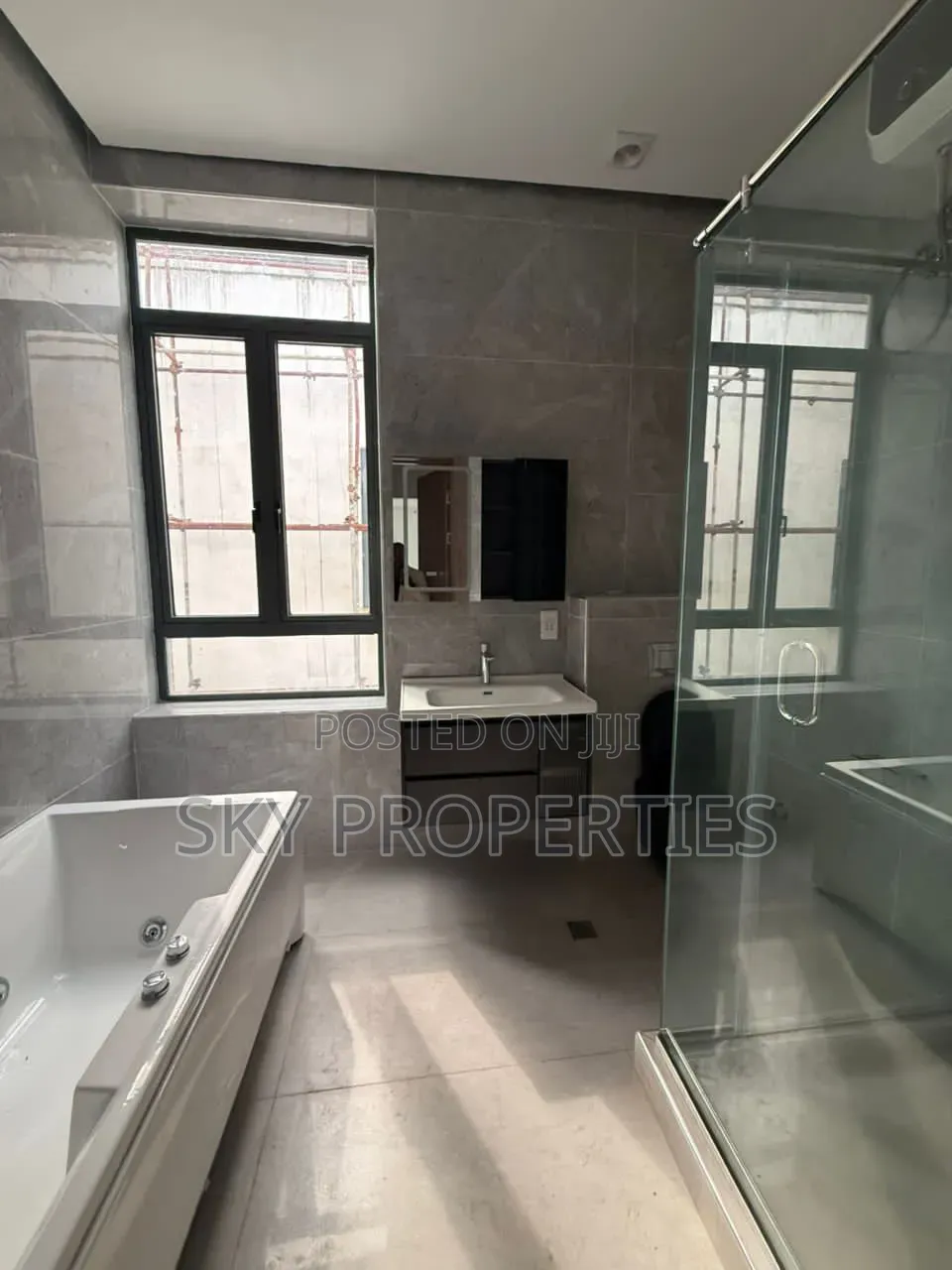 5bdrm Duplex in Periwinkle, Lekki Phase 1 for rent in Lekki Phase 1