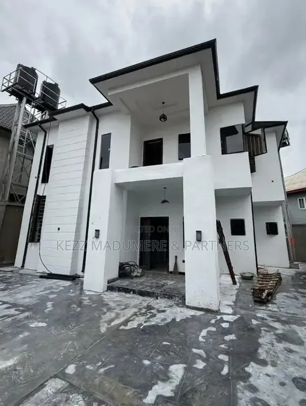 3bdrm Duplex in Agip Estate Port, New Layout for sale in New Layout