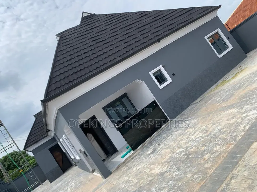 3bdrm Bungalow in Primier Estate, Oluyole for rent in Oluyole