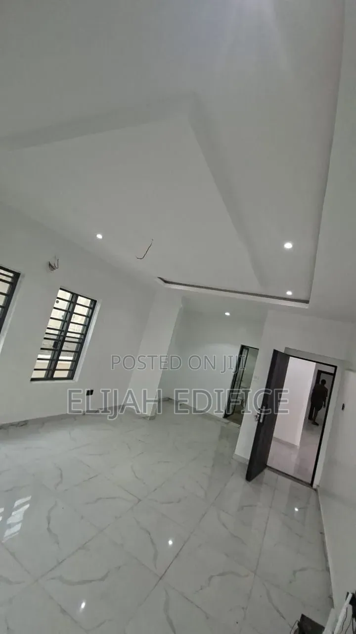 3bdrm Bungalow in Mowe Ofada, Berger for sale in Berger