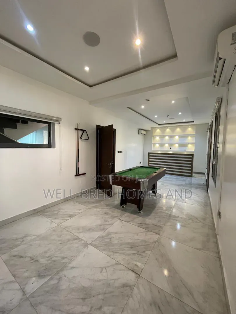 4bdrm Duplex in Lekki Phase 1 for rent in Lekki Phase 1