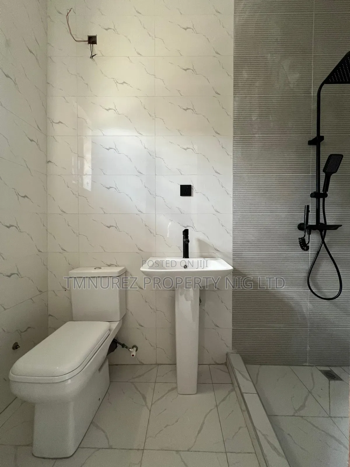 2bdrm Apartment in Abraham Adesanya Estate for rent in Abraham Adesanya Estate