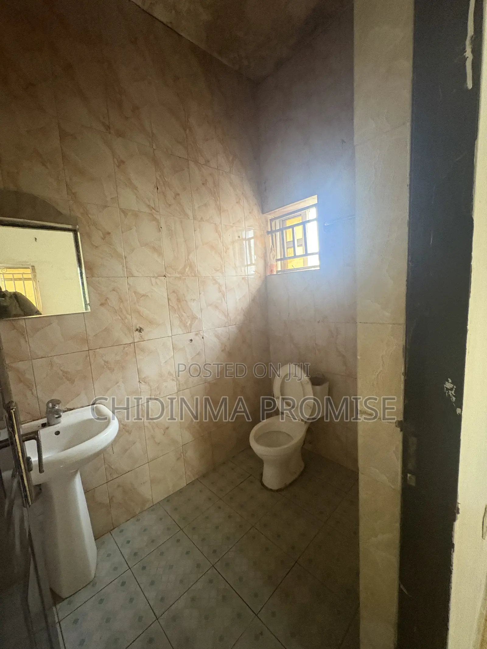 2bdrm Block of Flats in Area 1 for rent in Area 1