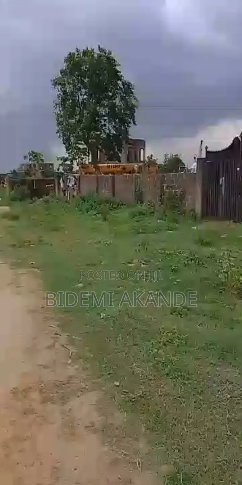 4 Acres Facing Lagos-Ibadan Expressway in Obafemi-Owode