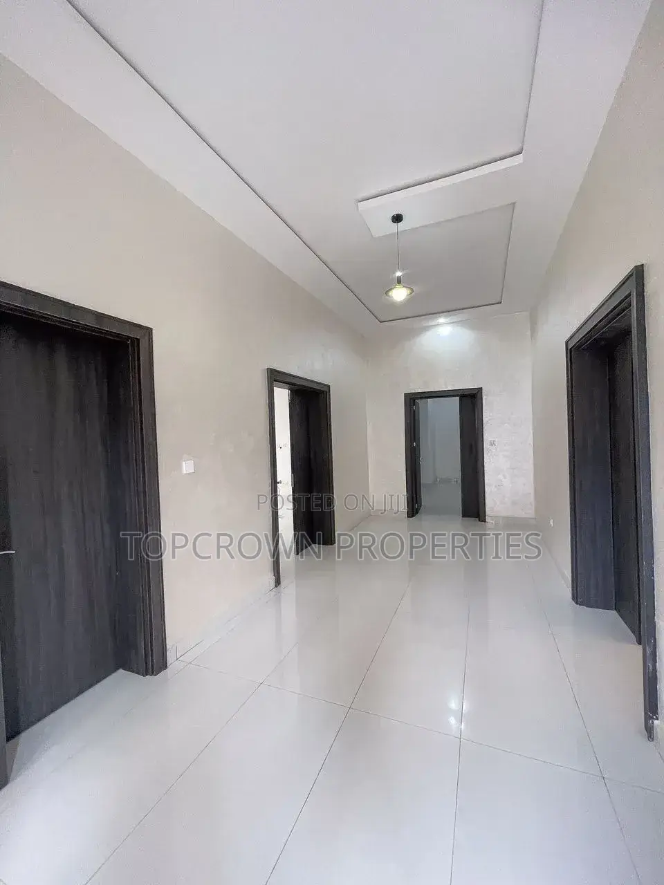 7bdrm Duplex in Karsana for sale in Karsana