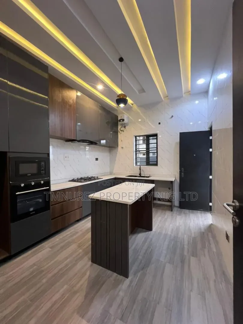 4bdrm Duplex in Sangotedo for rent in Sangotedo