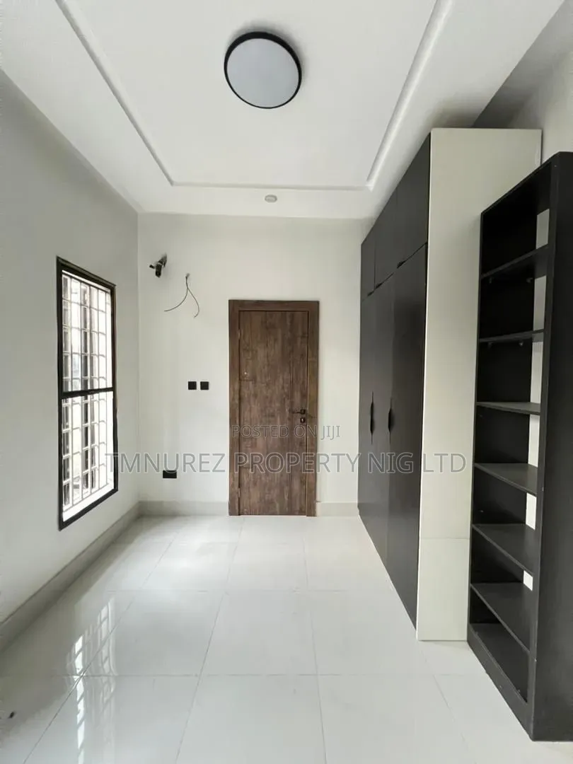 2bdrm Apartment in Abraham Adesanya Estate for sale in Abraham Adesanya Estate