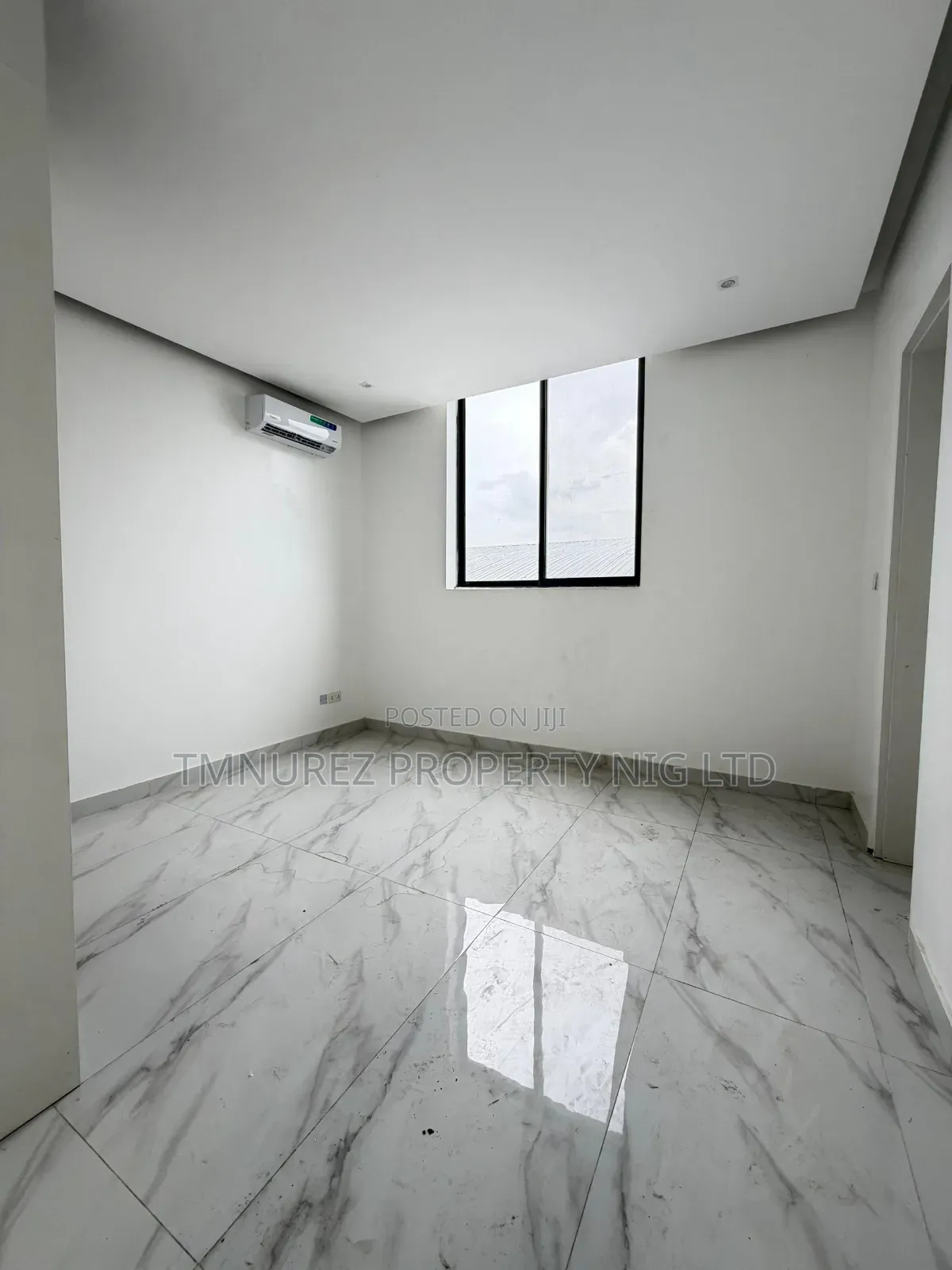 2bdrm Apartment in Lekki Phase 1 for sale in Lekki Phase 1