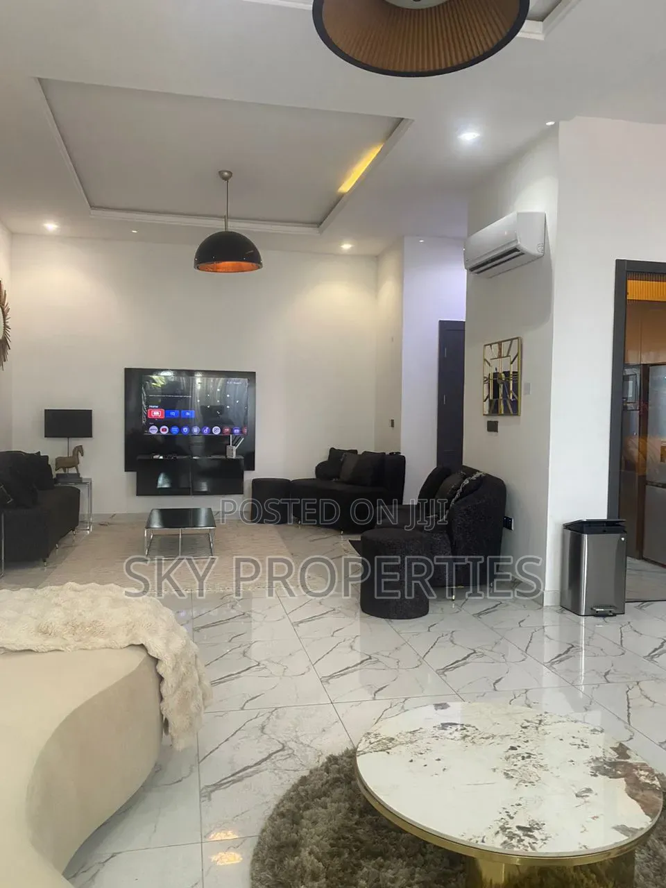 Furnished 2bdrm Apartment in Furo Ezimora, Lekki Phase 1 for sale in Lekki Phase 1