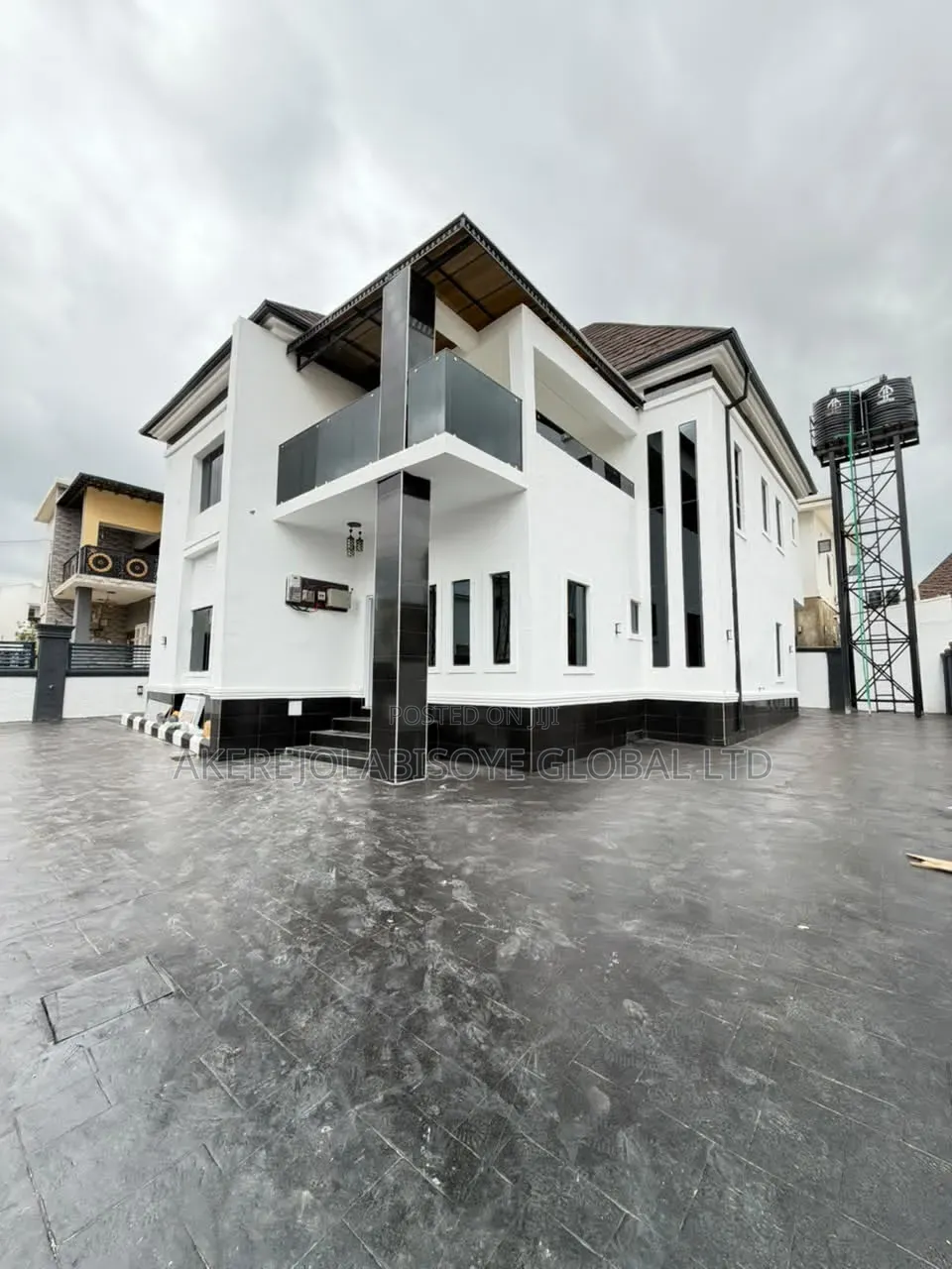 4bdrm Duplex in Lugbe By Von, FHA for sale in FHA