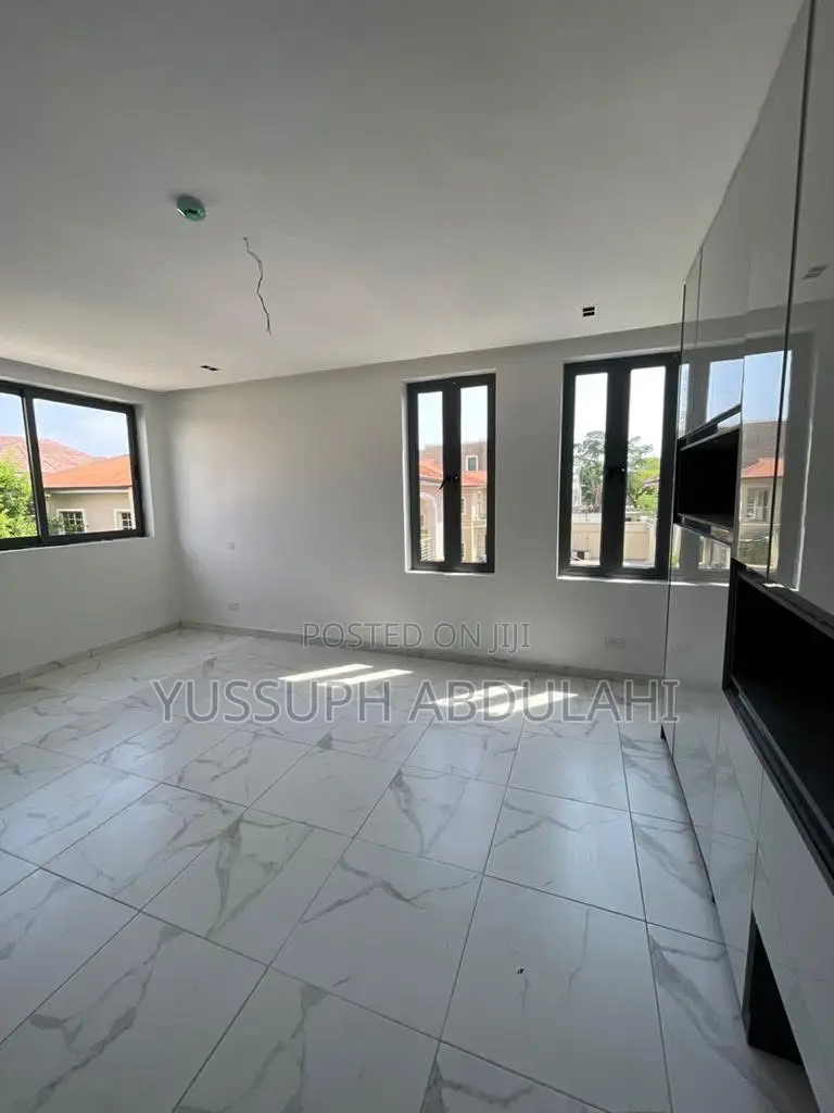 3bdrm Apartment in Lekki Phase1 for rent in Lekki Phase 1