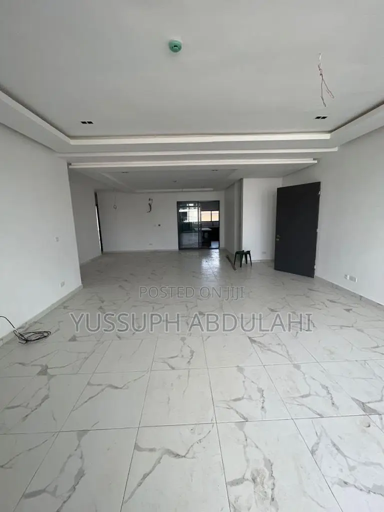 3bdrm Apartment in Lekki Phase1 for rent in Lekki Phase 1